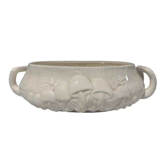 Arnel's Vintage Merry Mushroom Oval Casserole With Handles - Picture 1 of 8